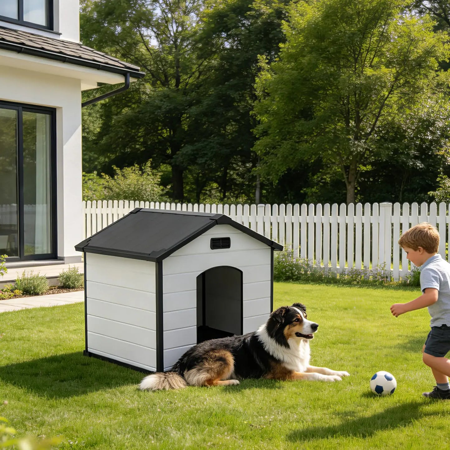 Outdoor Waterproof Insulated Dog Kennel With Elevated Floor