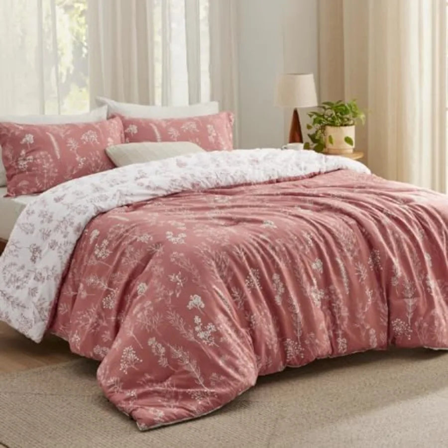 3 Piece Floral Comforter Set With Reversible Botanical Pillow Shams
