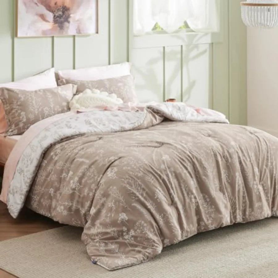 Lavender Floral Comforter Set 3 Piece Duvet Cover and Shams