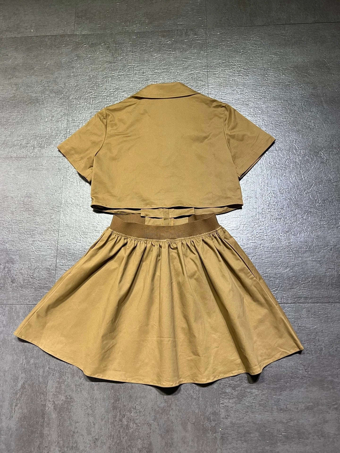 Women Short Sleeve Stand Collar Zipper Pleated Cotton Loose Dress