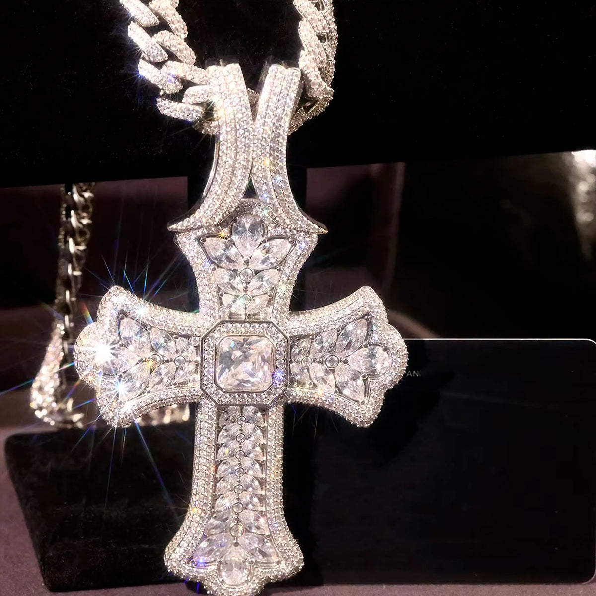 LYEE CYEE Hip Hop Cross Pendant Necklace With Zircon Accents